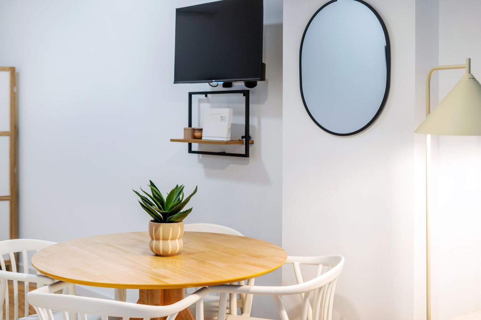 Vlc Host - Ausias March Apartment Valencia Exterior photo