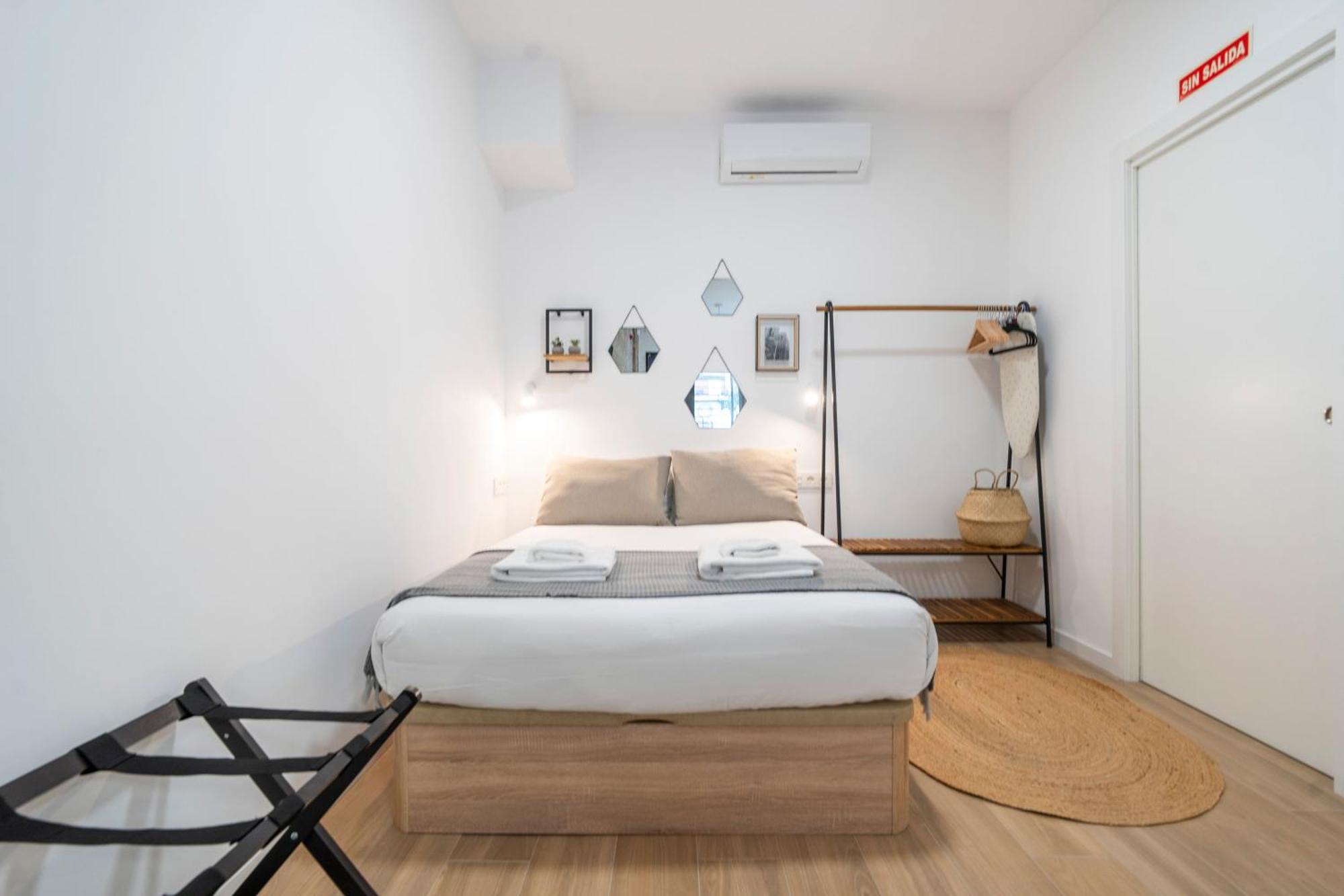 Vlc Host - Ausias March Apartment Valencia Exterior photo