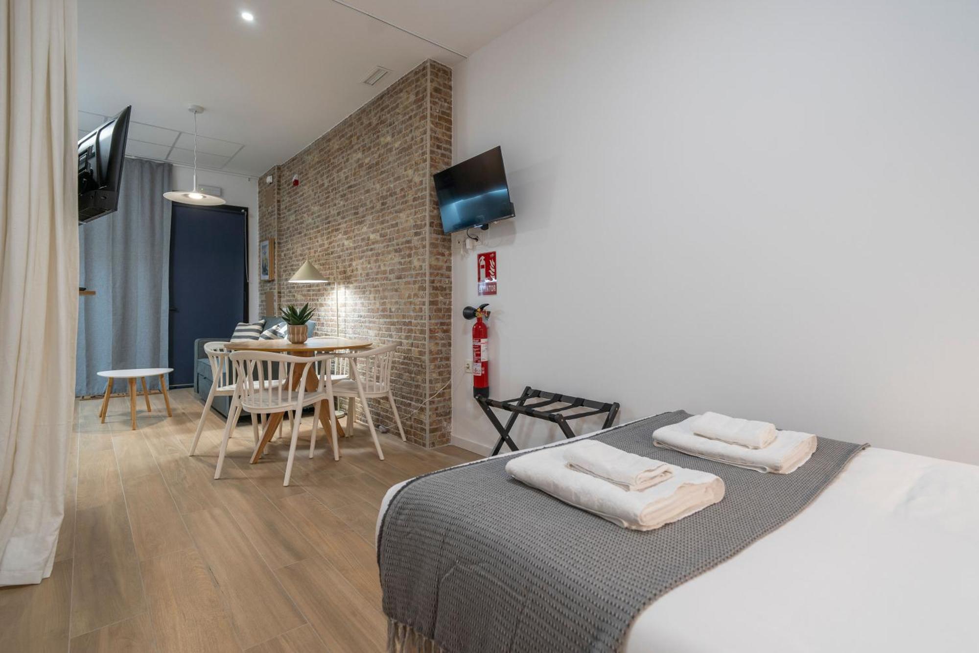 Vlc Host - Ausias March Apartment Valencia Exterior photo