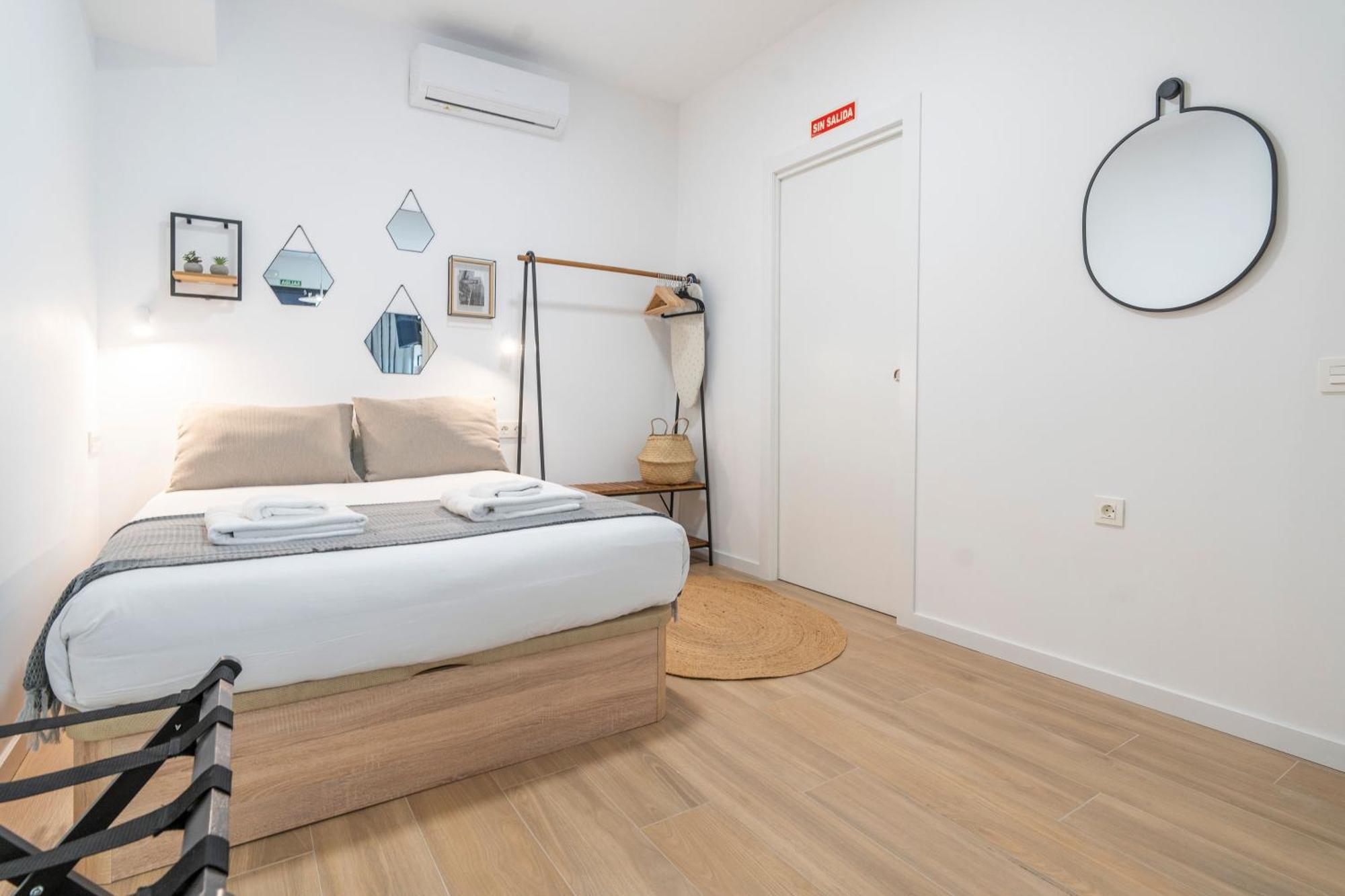 Vlc Host - Ausias March Apartment Valencia Exterior photo