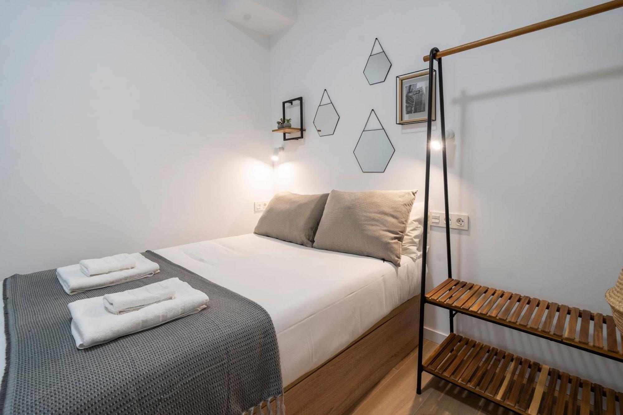 Vlc Host - Ausias March Apartment Valencia Exterior photo